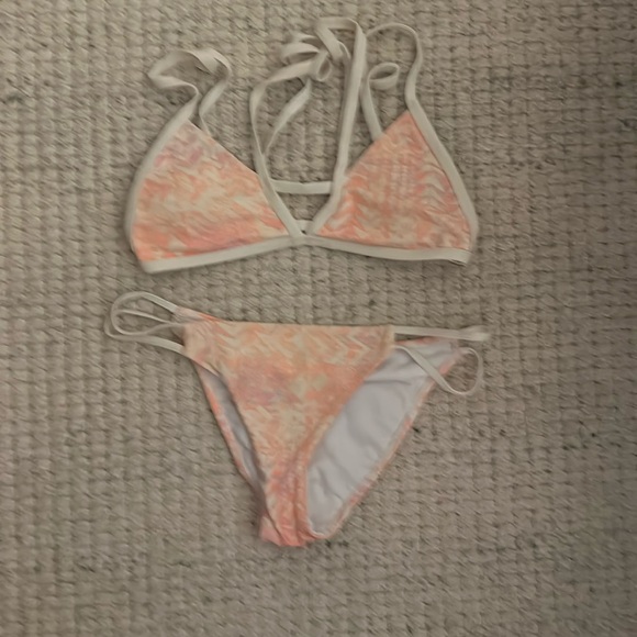 LA HEARTS BIKINI - Picture 2 of 4